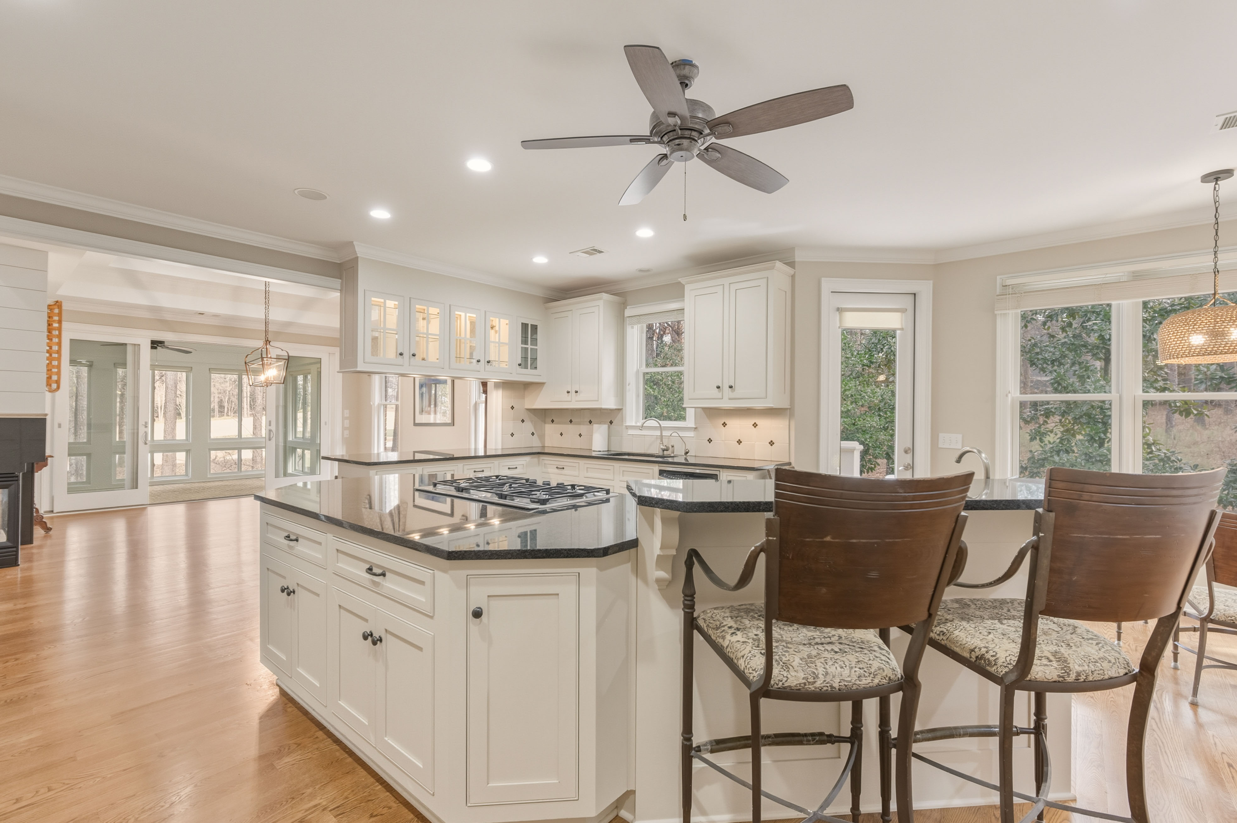 2701 Parrott's Pointe Road image 19